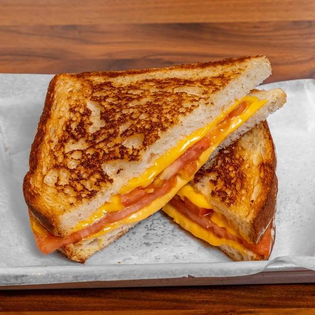 GRILLED CHEESE WITH TOMATO.